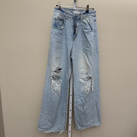 Icon Denim Los Angeles jeans in ripped denim size 24